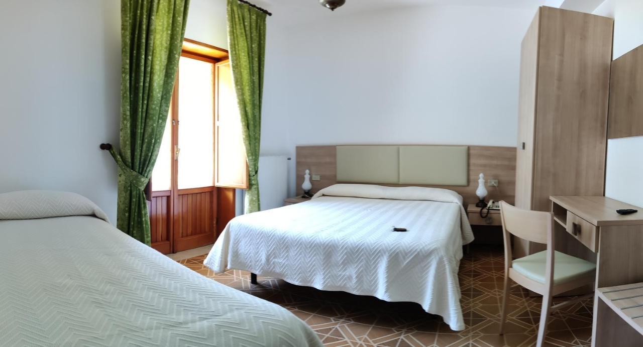 Hotel Valdirose Civitella Alfedena Ngoại thất bức ảnh